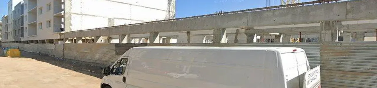 Zdjęcie placówki Credit Agricole przy alei Jana Pawła II w Luboniu