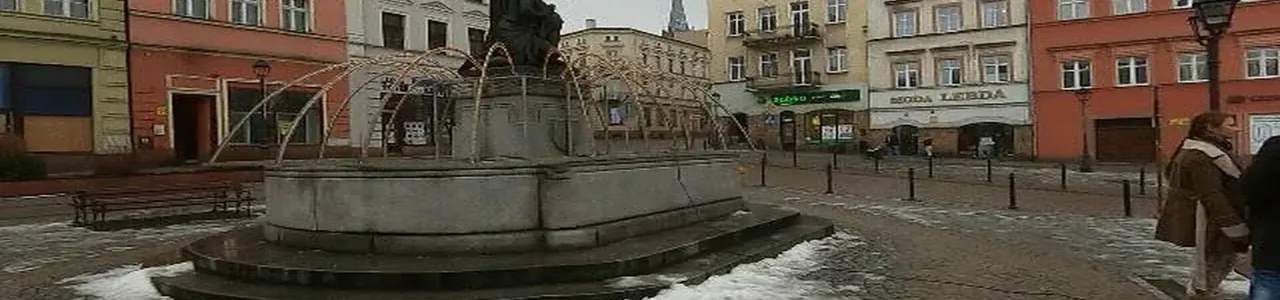 Zdjęcie placówki Credit Agricole przy ulicy Rynek w Nowej Rudzie