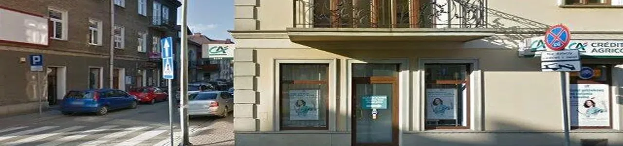Zdjęcie placówki Credit Agricole przy ulicy Kolejowej w Nowym Targu