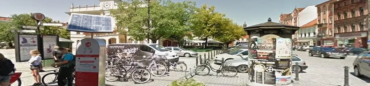 Zdjęcie placówki Credit Agricole przy ulicy Rynek w Ostrowie Wielkopolskim