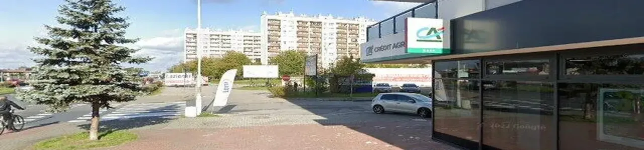 Zdjęcie placówki Credit Agricole przy ulicy Generała Leopolda Okulickiego w Stalowej Woli