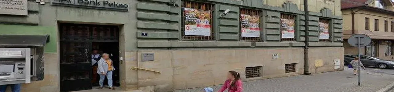 Zdjęcie placówki Banku Pekao przy ulicy Kazimierza Wielkiego w Bochni