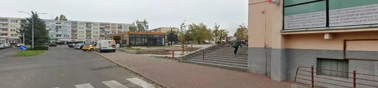 Zdjęcie placówki Banku Pekao w Choszcznie przy ulicy Rynku.