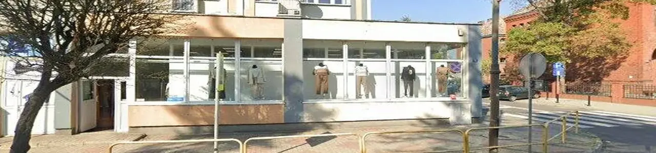 Zdjęcie placówki Banku Pekao w Dębnie przy ulicy Mickiewicza