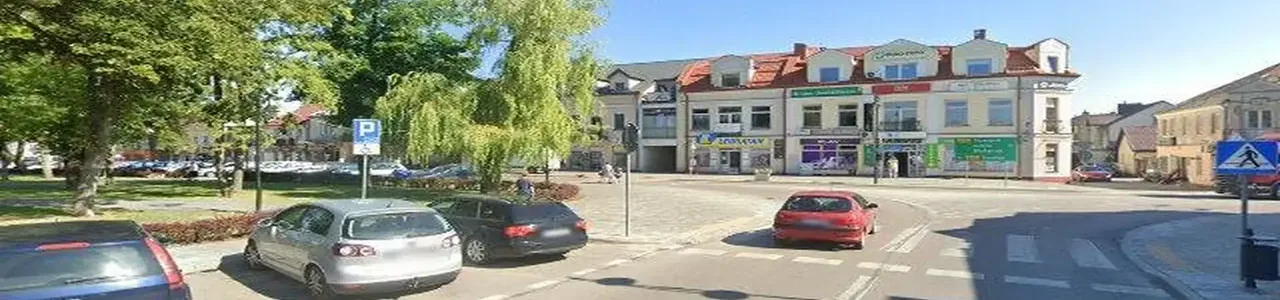 Zdjęcie placówki Banku Pekao w Łosiach przy ulicy Rynku.