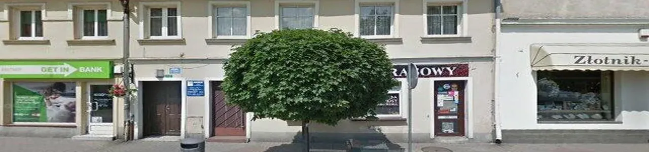 Zdjęcie placówki Banku Pekao przy ulicy Mickiewicza w Nowym Tomyślu