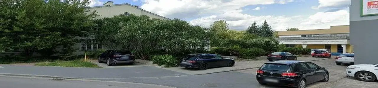 Zdjęcie placówki Banku Pekao w Pionkach przy Placu Konstytucji 3 Maja