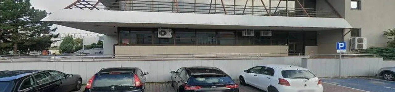 Zdjęcie jednego z oddziałó Banku Pekao S.A. w Piotrkowie Trybunalskim