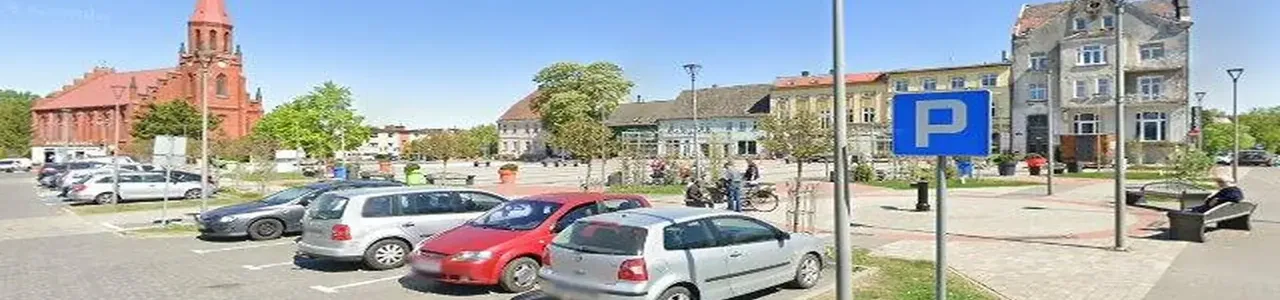 Zdjęcie placówki PKO Bank Polski przy placu Zwycięstwa w Bobolicach