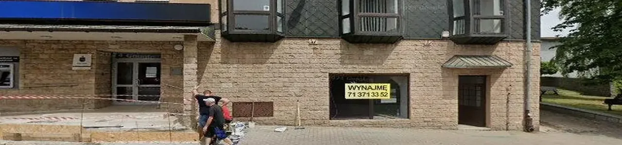 Zdjęcie placówki banku PKO Bank Polski przy ulicy Głównej w Boguszowie-Gorcach