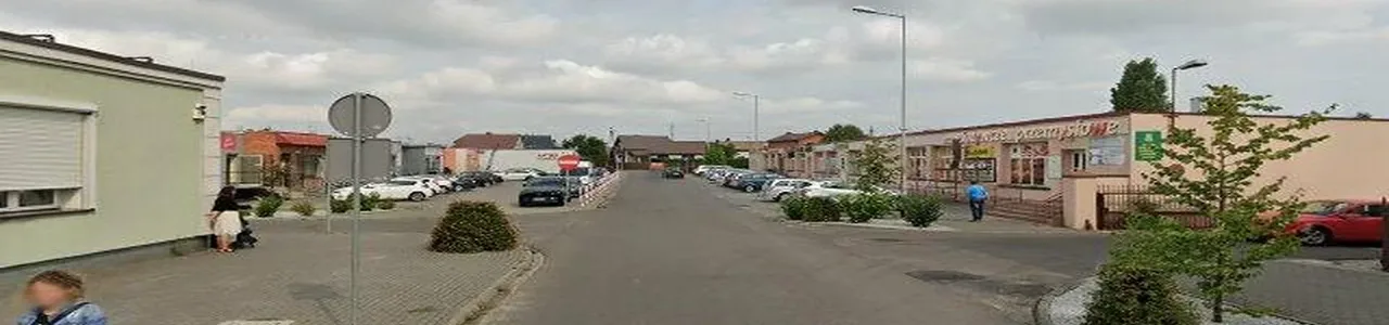 Zdjęcie placówki banku PKO Bank Polski przy ulicy Strażackiej w Golinie