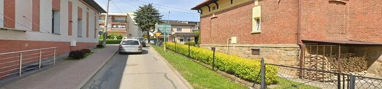 Zdjęcie placówki banku PKO Bank Polski przy ulicy Rynek w Jedliczu