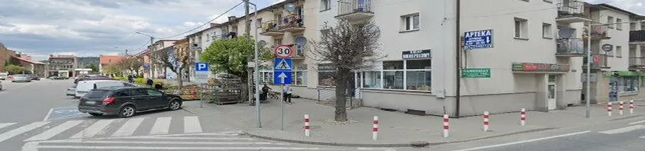 Zdjęcie placówki banku PKO Bank Polski przy ulicy Rynek w Jordanowie