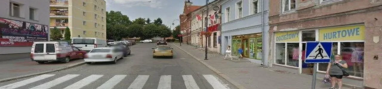 Zdjęcie placówki PKO Bank Polski przy placu Generała Hallera w Lidzbarku