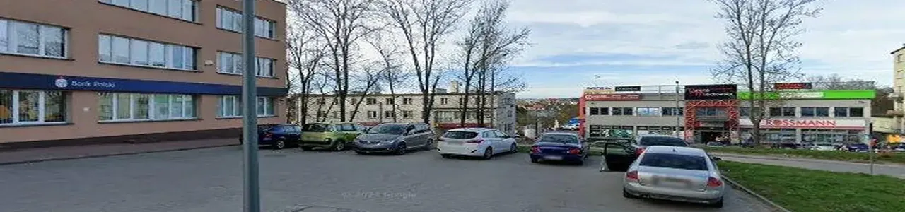 Zdjęcie placówki PKO Bank Polski przy ulicy Henryka Sienkiewicza w Miechowie