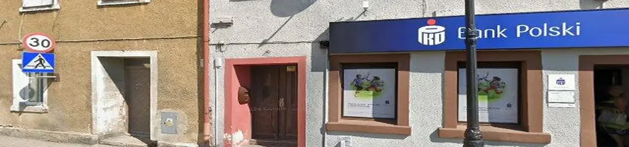 Zdjęcie placówki PKO Bank Polski przy placu Wolności w Mirsku