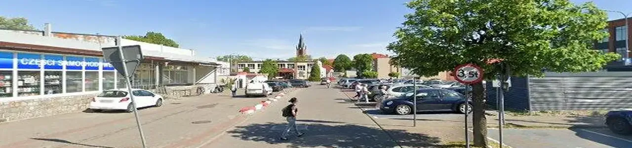 Zdjęcie placówki PKO Bank Polski przy placu Borku w Ostrzeszowie