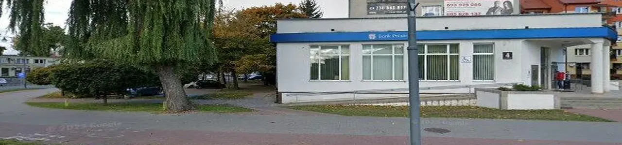 Zdjęcie placówki banku PKO Bank Polski przy ulicy Grunwaldzkiej w Piszu