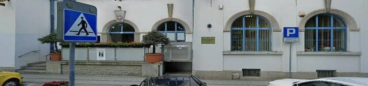 Zdjęcie placówki banku PKO Bank Polski przy ulicy Władysława Orkana w Rabce-Zdroju