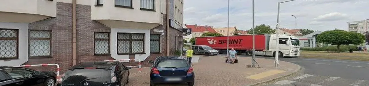 Zdjęcie placówki PKO Bank Polski przy ulicy Dąbrówki w Słubicach