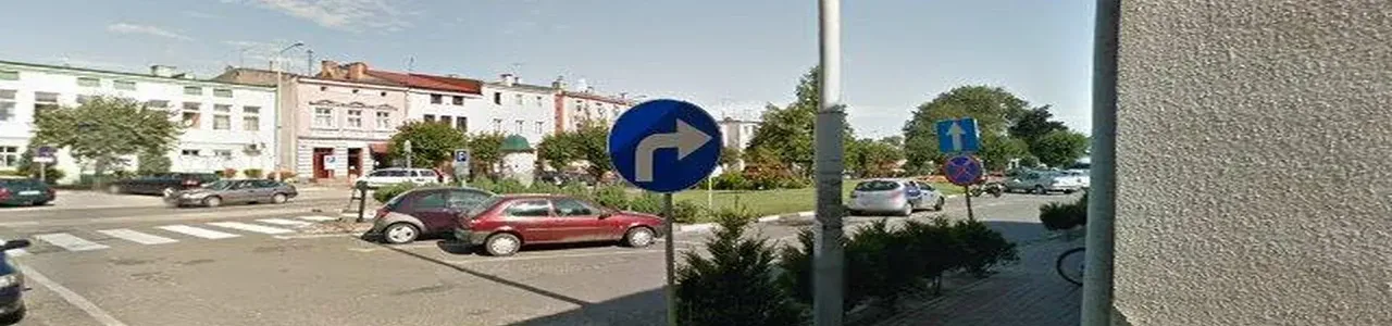 Zdjęcie placówki PKO Bank Polski przy placu Jana Pawła II w Więcborku