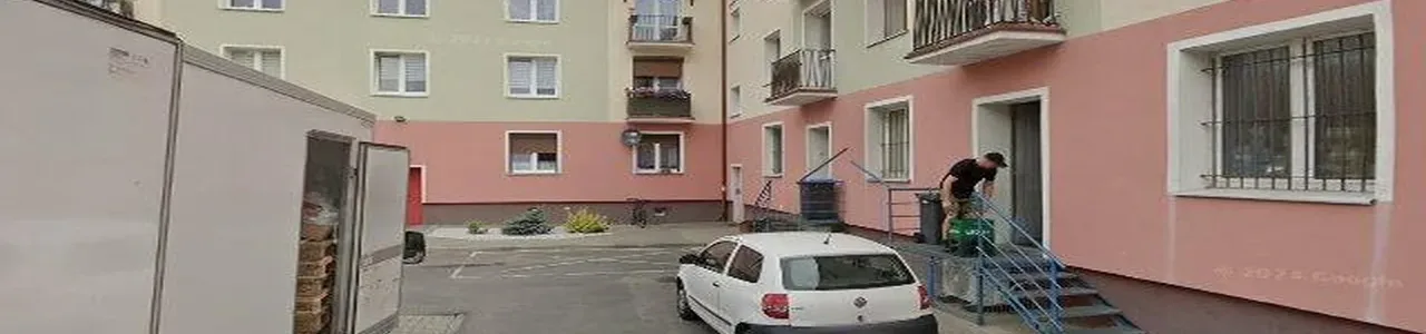 Zdjęcie placówki PKO Bank Polski przy ulicy Żwirki i Wigury w Witkowie