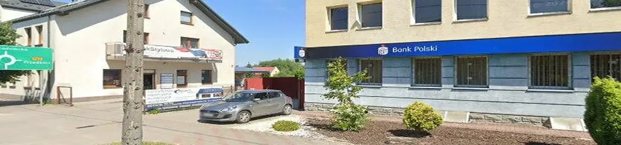 Zdjęcie placówki PKO Bank Polski przy ulicy Henryka Sienkiewicza w Włoszczowej
