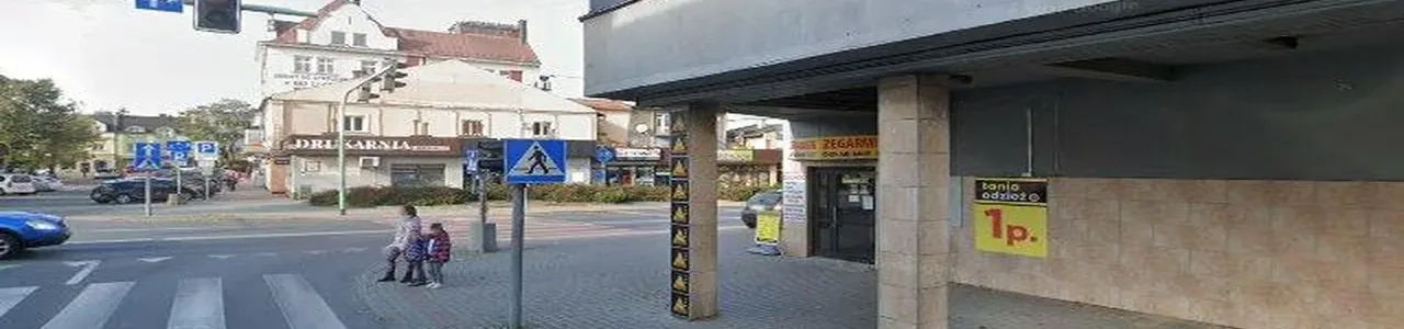 Zdjęcie jednej z placówek banku Santander w Dębicy