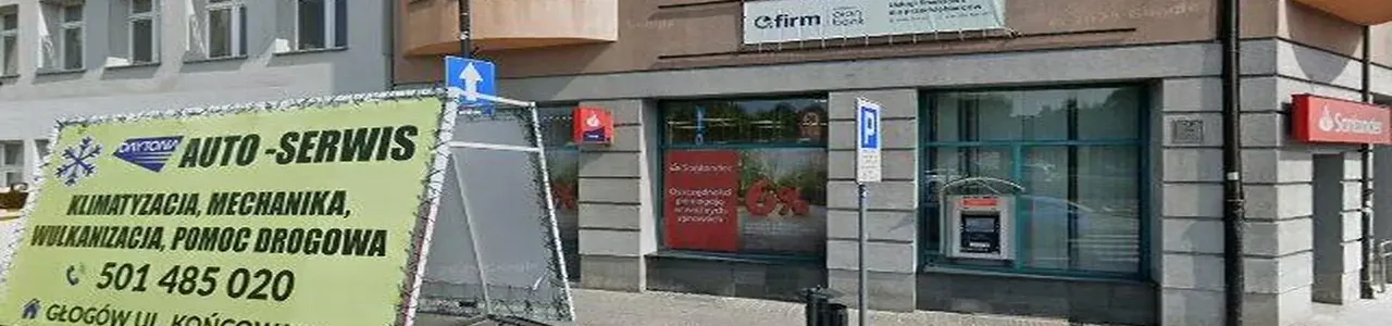 Zdjęcie jednej z placówek banku Santander w Głogowie