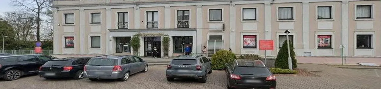 Zdjęcie jednej z placówek banku Santander w Gostyniu