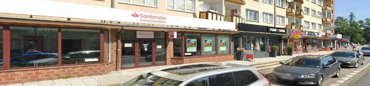 Zdjęcie jednej z placówek banku Santander w Kołobrzegu