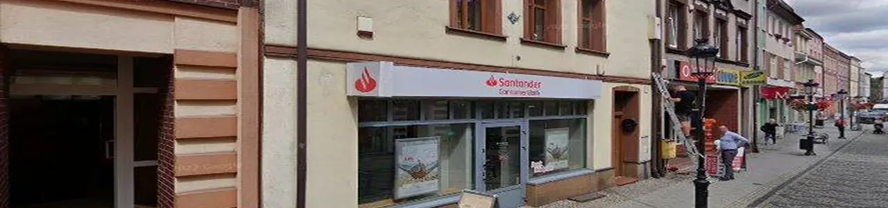 Zdjęcie jednej z placówek banku Santander w Kościerzynie