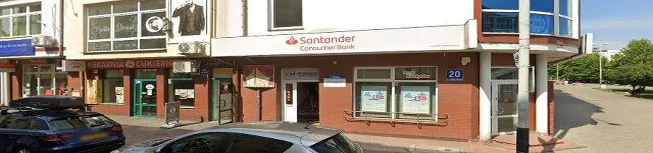 Zdjęcie jednej z placówek banku Santander w Łukowie
