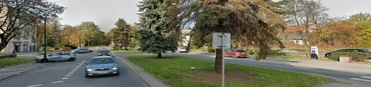 Zdjęcie jednej z placówek banku Santander w Nowym Sączu