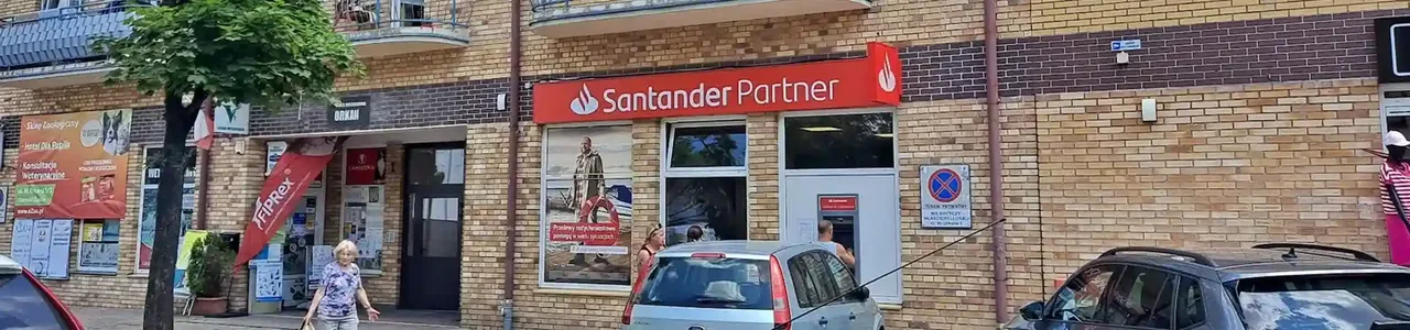 Zdjęcie placówki Santander przy ulicy Władysława Orkana w Obornikach Śląskich
