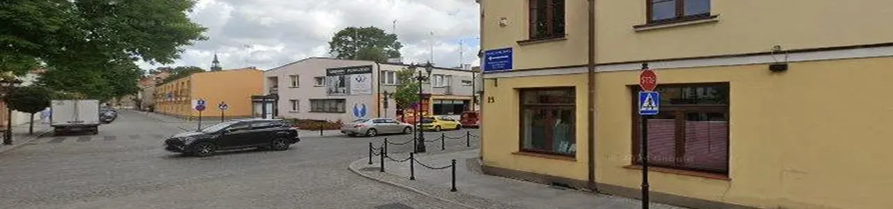 Zdjęcie jednej z placówek banku Santander w Pułtusku