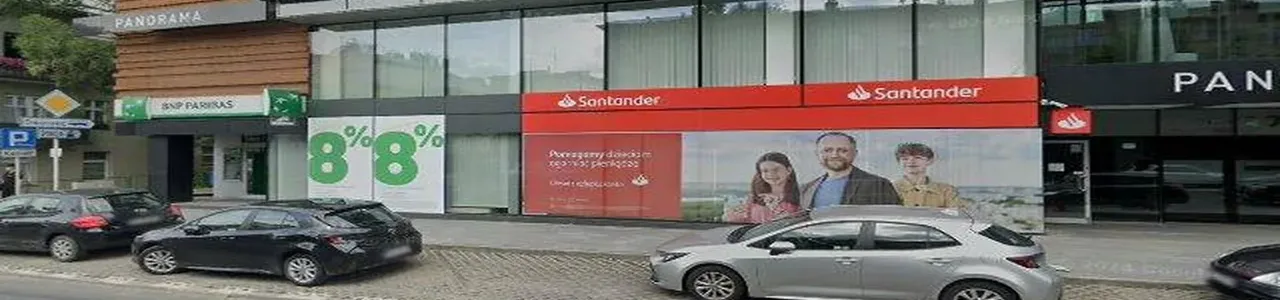 Zdjęcie jednej z placówek banku Santander w Rzeszowie