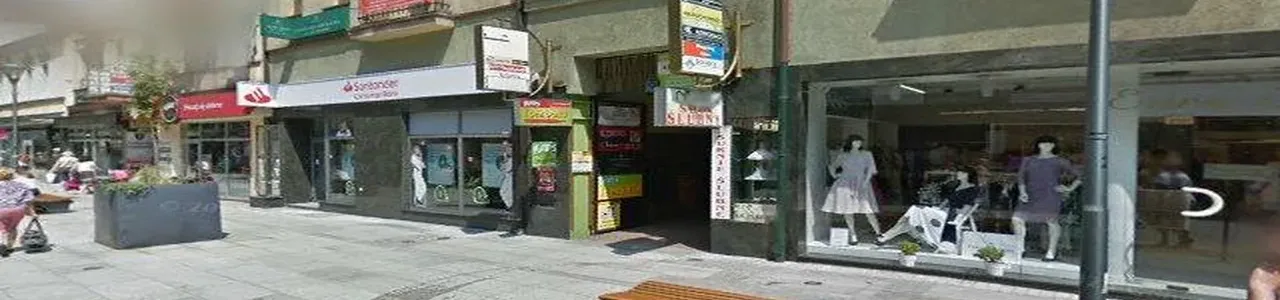 Zdjęcie jednej z placówek banku Santander w Sosnowcu