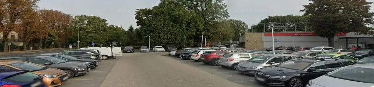 Zdjęcie jednej z placówek banku Santander w Swarzędzu