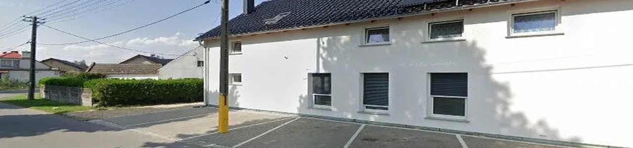 Zdjęcie placówki Santander przy ulicy Księdza Klimasa w Tarnowie Opolskim