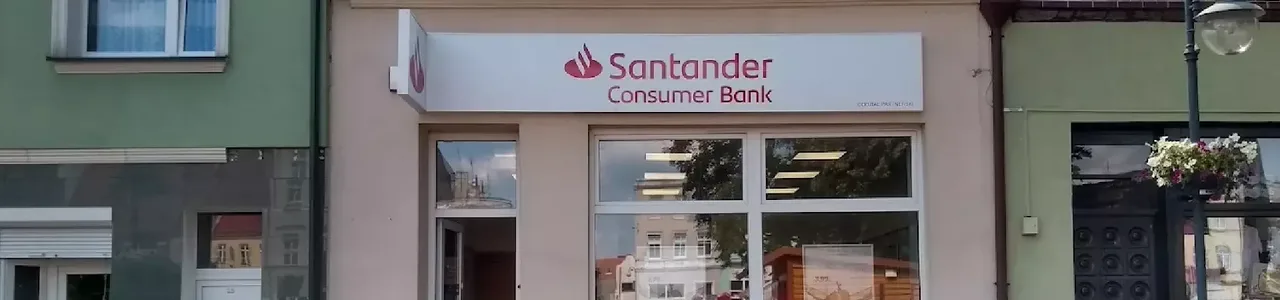 Zdjęcie placówki Santander Consumer Bank przy Placu Wolności w Tucholi