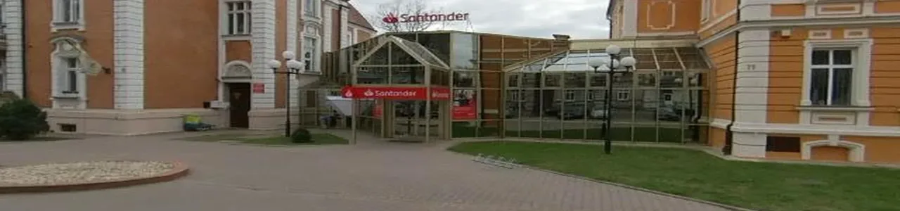 Zdjęcie jednej z placówek banku Santander w Zgorzelcu