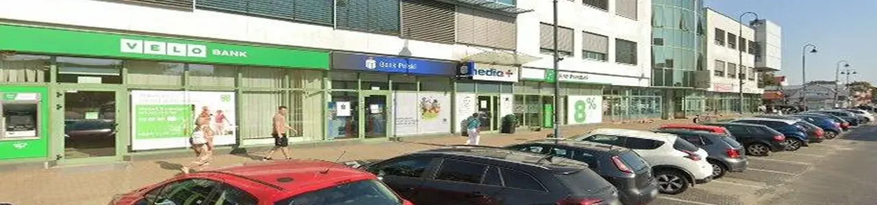 Zdjęcie placówki Banku Zachodniego WBK przy ulicy Piłsudskiego w Legionowie