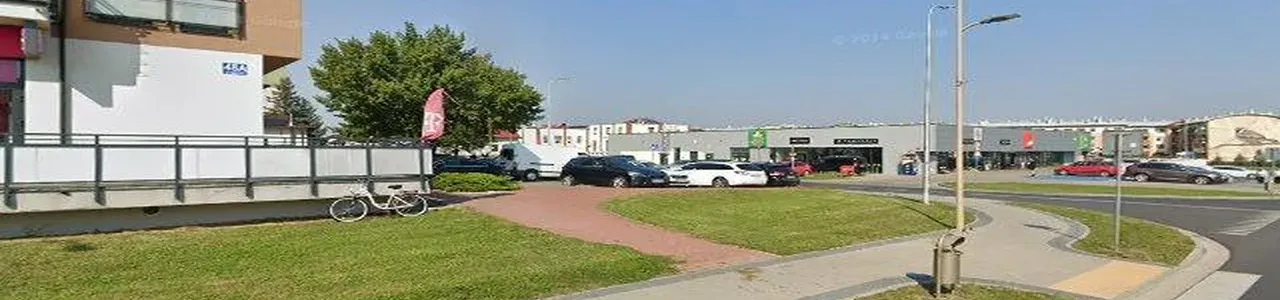 Zdjęcie placówki PKO Bank Polski przy ulicy Sportowej/D w Lubinie.