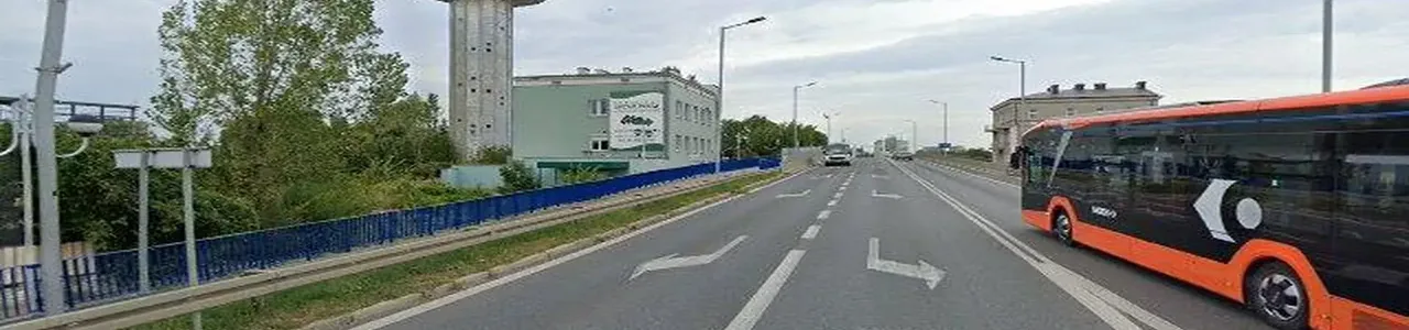 Zdjęcie placówki VeloBanku przy ulicy Traugutta w Ostrowcu Świętokrzyskim