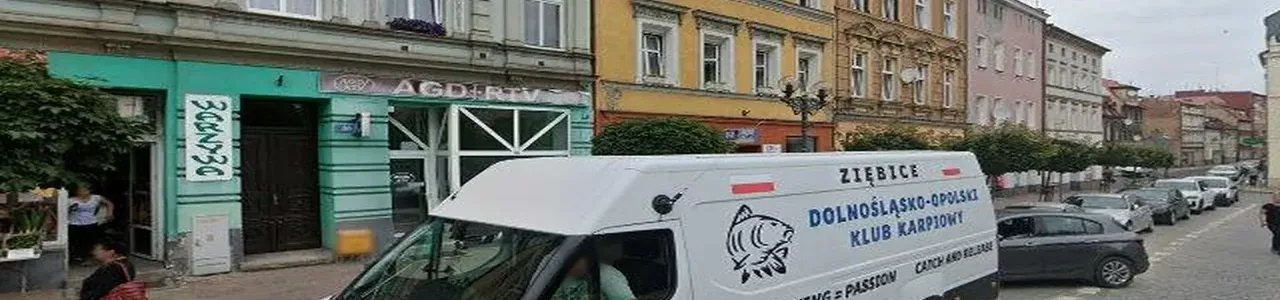 Zdjęcie placówki VeloBank przy ulicy Rynku w Ziębicach