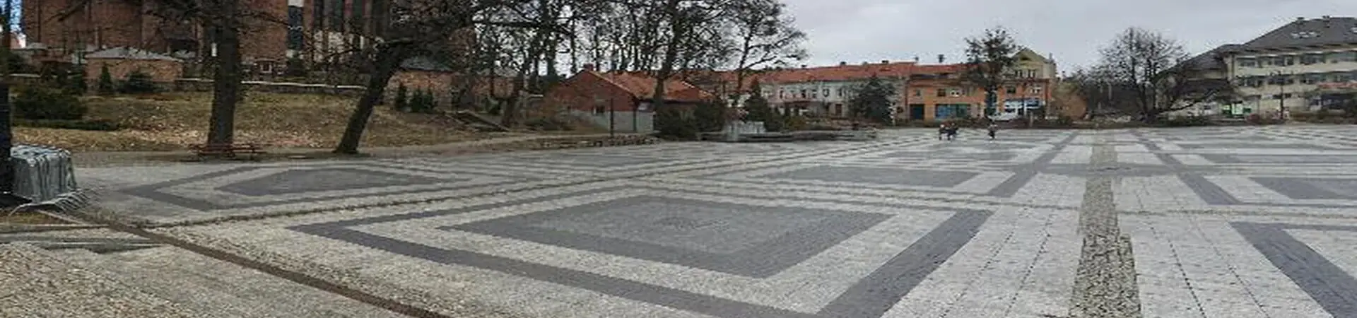Zdjęcie placówki Banku Millennium przy Placu Wolności w Olecku