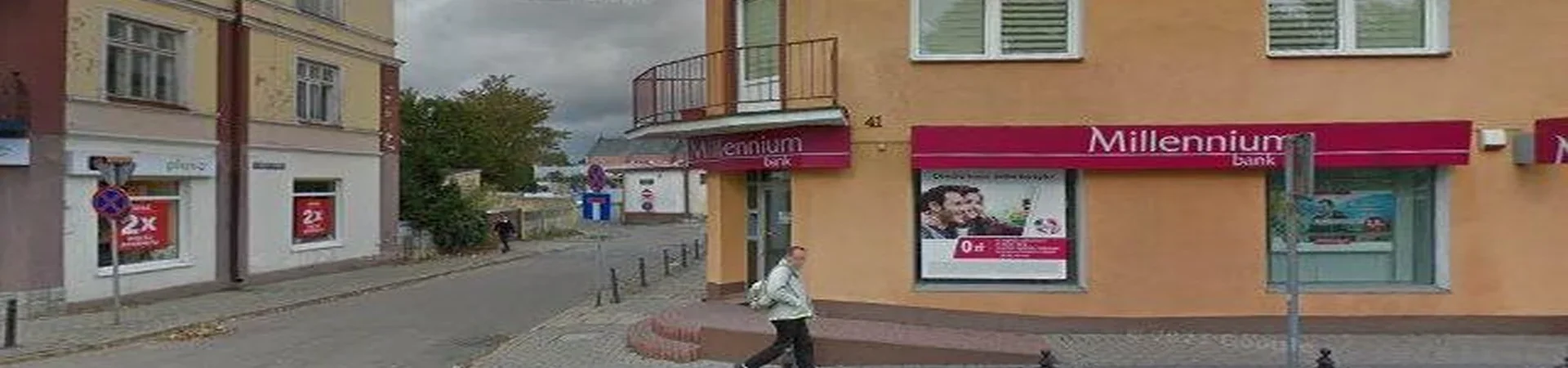 Zdjęcie placówki Banku Millennium przy ulicy Głowackiego w Ostrołęce