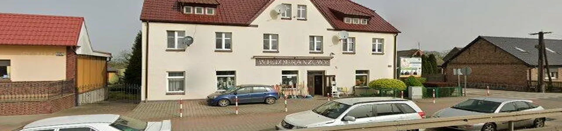 Zdjęcie placówki Banku Spółdzielczego w Drawsku Pomorskim przy ulicy Powstańców Wielkopolskich.