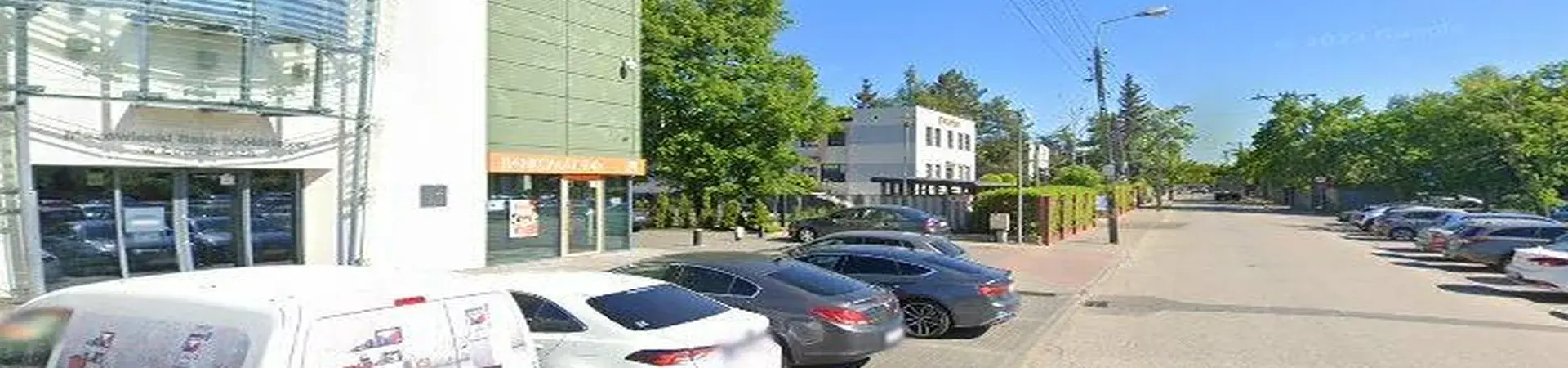 Zdjęcie jednej z łomiankowskich placówek banku spółdzielczego